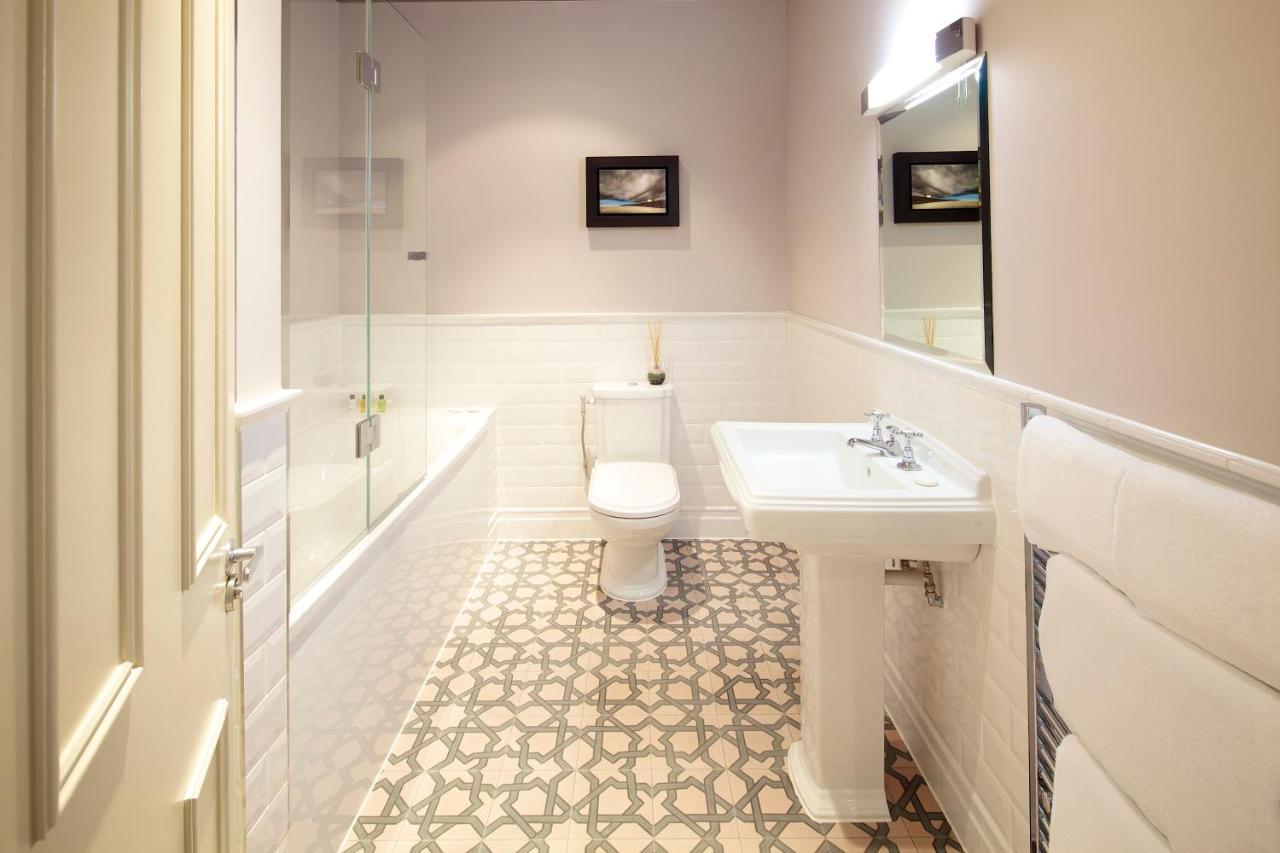 8 Beresford Street Hotel Saint Helier Jersey Екстериор снимка