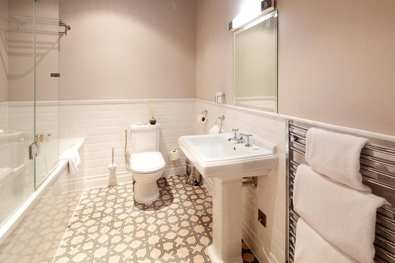 8 Beresford Street Hotel Saint Helier Jersey Екстериор снимка